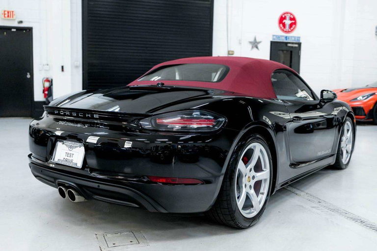 Porsche 718 Boxster S