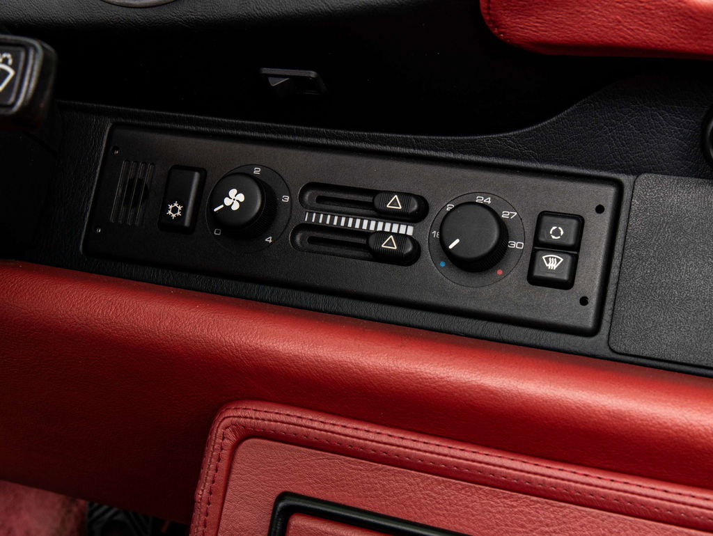 Porsche 964 Carrera 2 Cabrio WTL