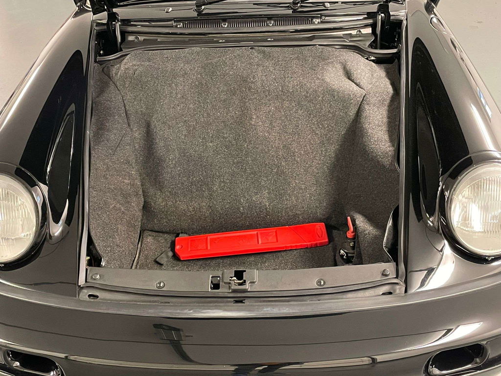 Porsche 964 Carrera RS America