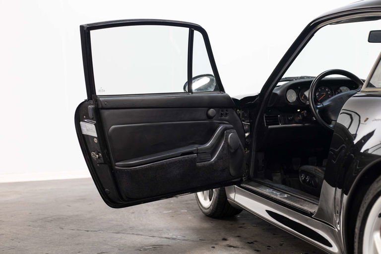 Porsche 993 Carrera 4S
