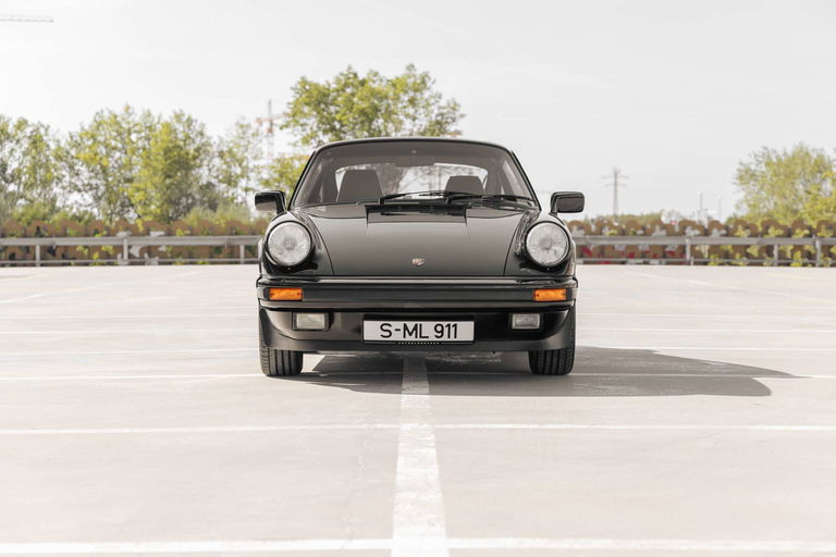 Porsche 911 Carrera 3.2