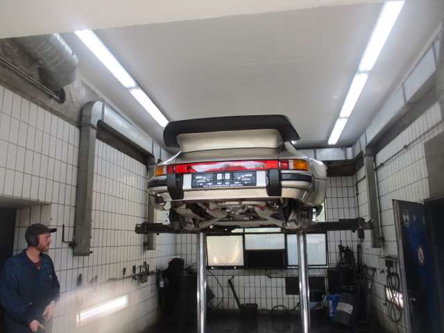 Porsche 911 Carrera 3.2 WTL