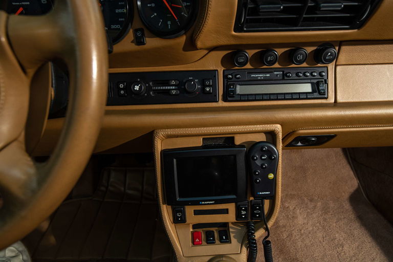 Porsche 993 Carrera 4S