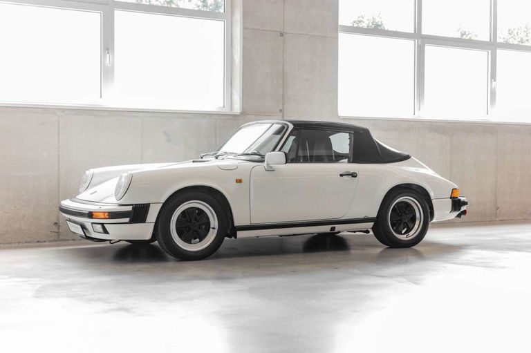 Porsche 911 Carrera 3.2