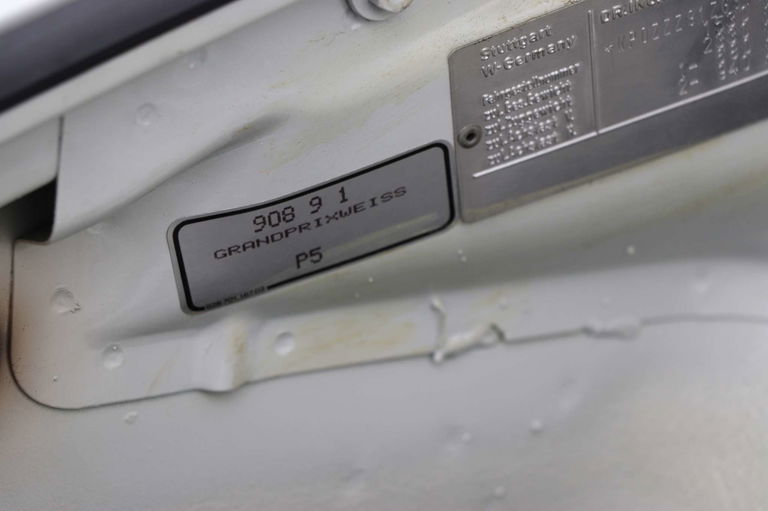 Porsche 911 Carrera 3.2