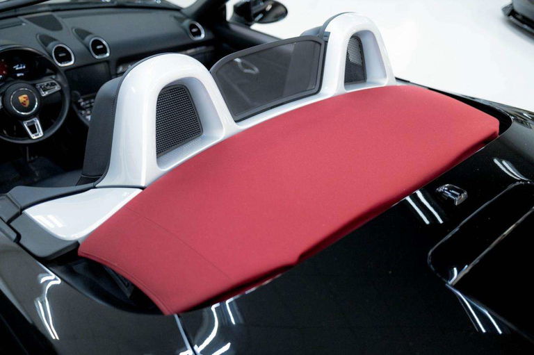 Porsche 718 Boxster S