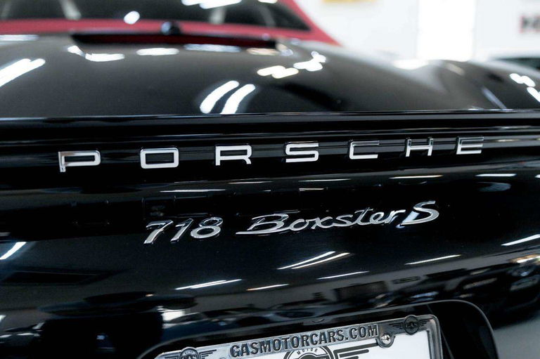 Porsche 718 Boxster S