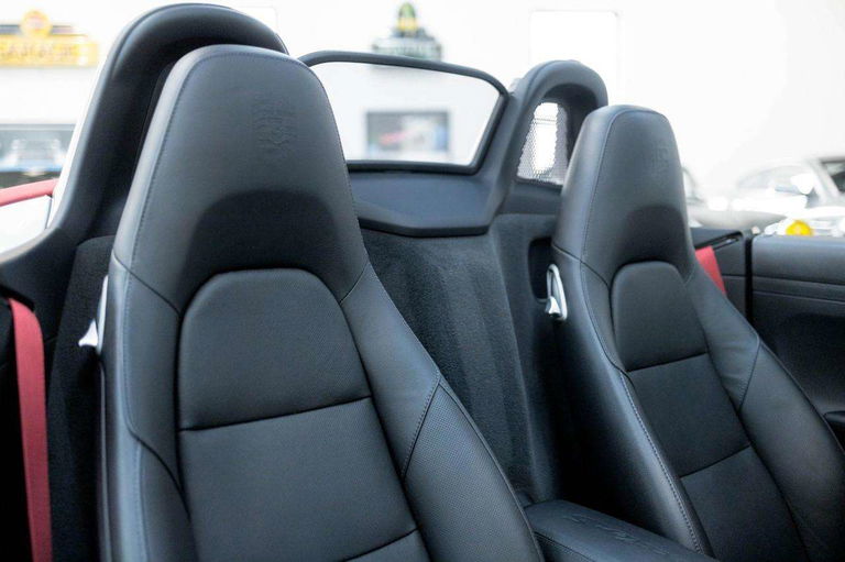 Porsche 718 Boxster S