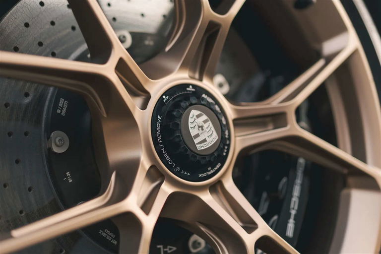 Porsche 992 GT3 Touring