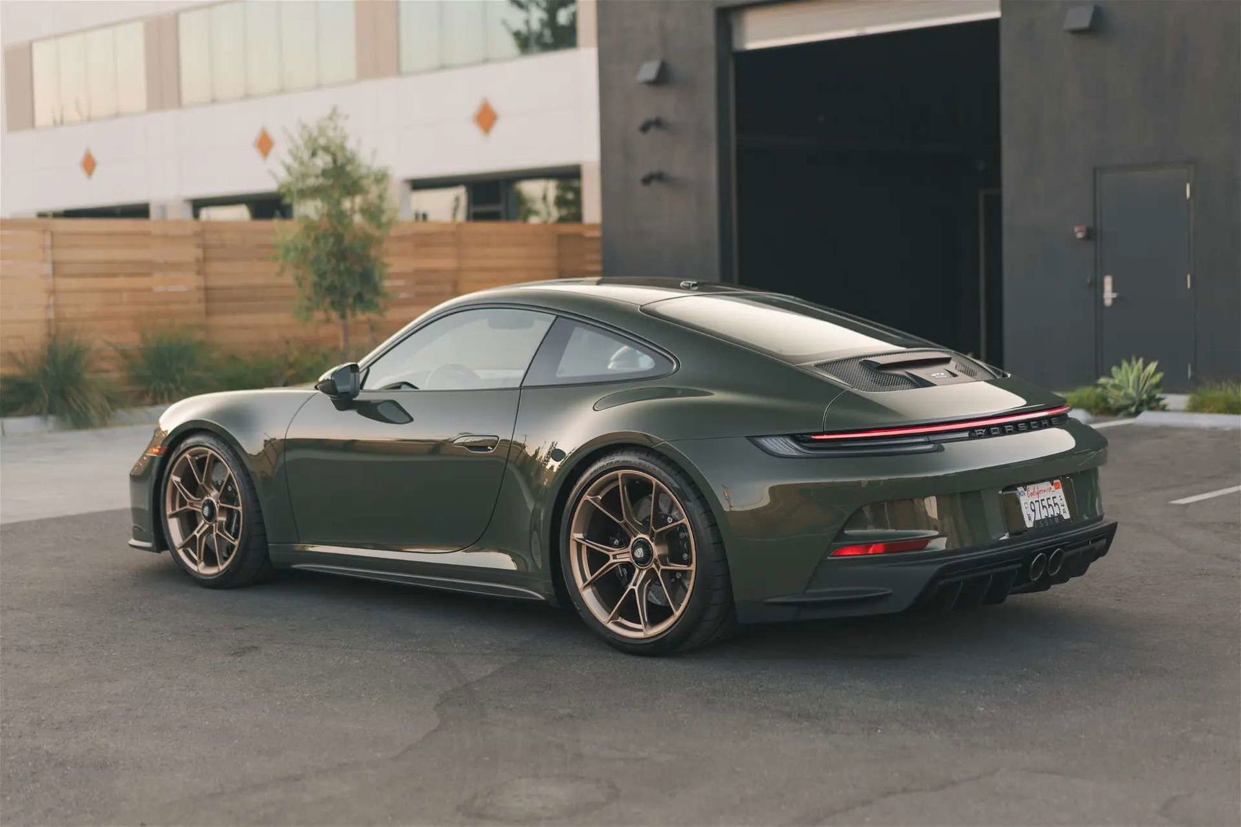 Porsche 992 GT3 Touring 2022 - elferspot.com - Marktplatz für Porsche ...