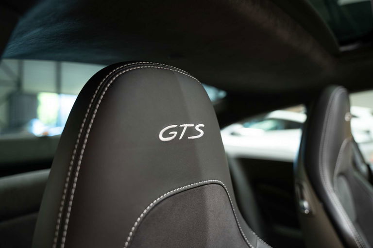 Porsche 991.2 Carrera GTS