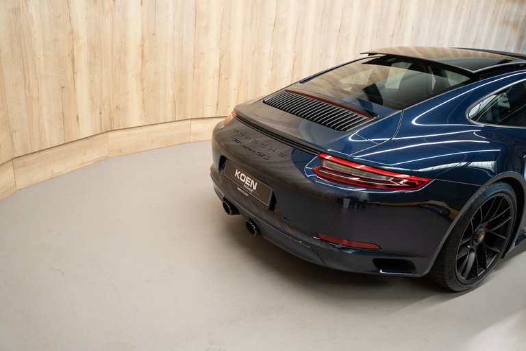 Porsche 991.2 Carrera GTS