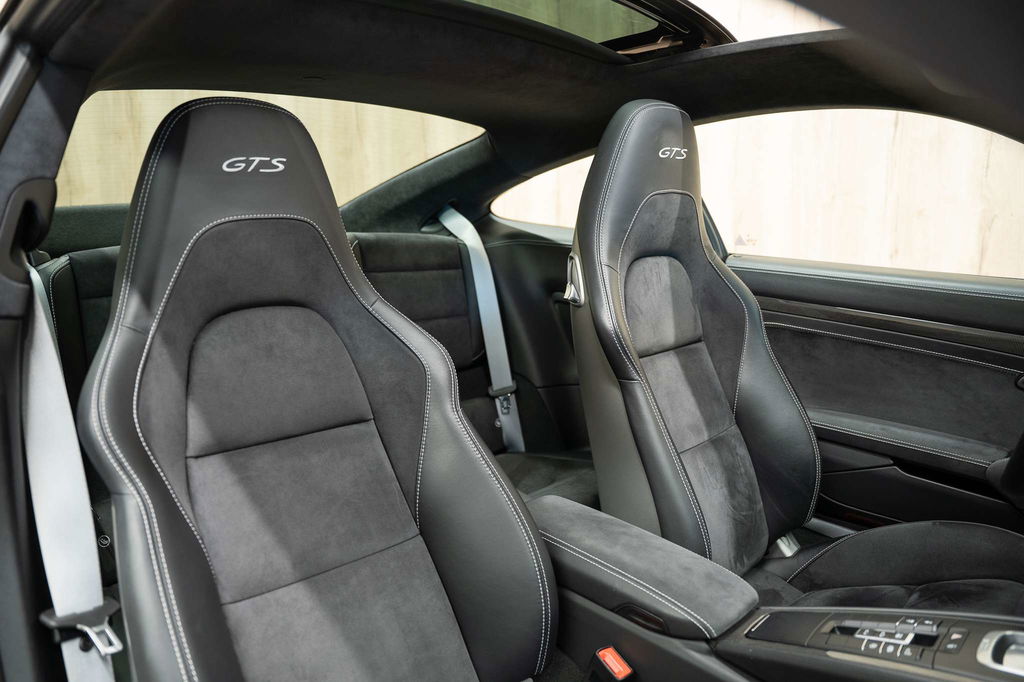 Porsche 991.2 Carrera GTS