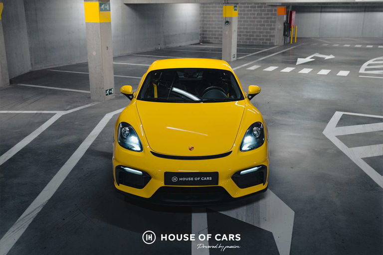 Porsche 718 Cayman GT4