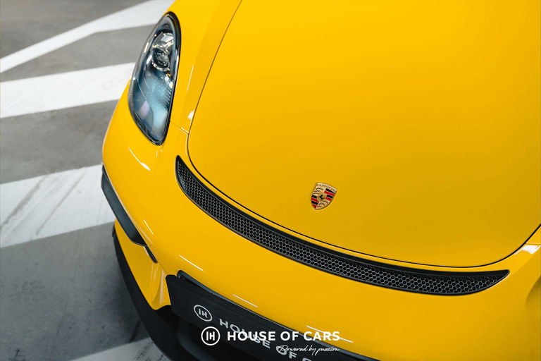 Porsche 718 Cayman GT4