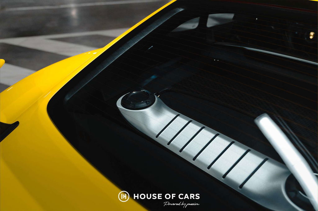 Porsche 718 Cayman GT4