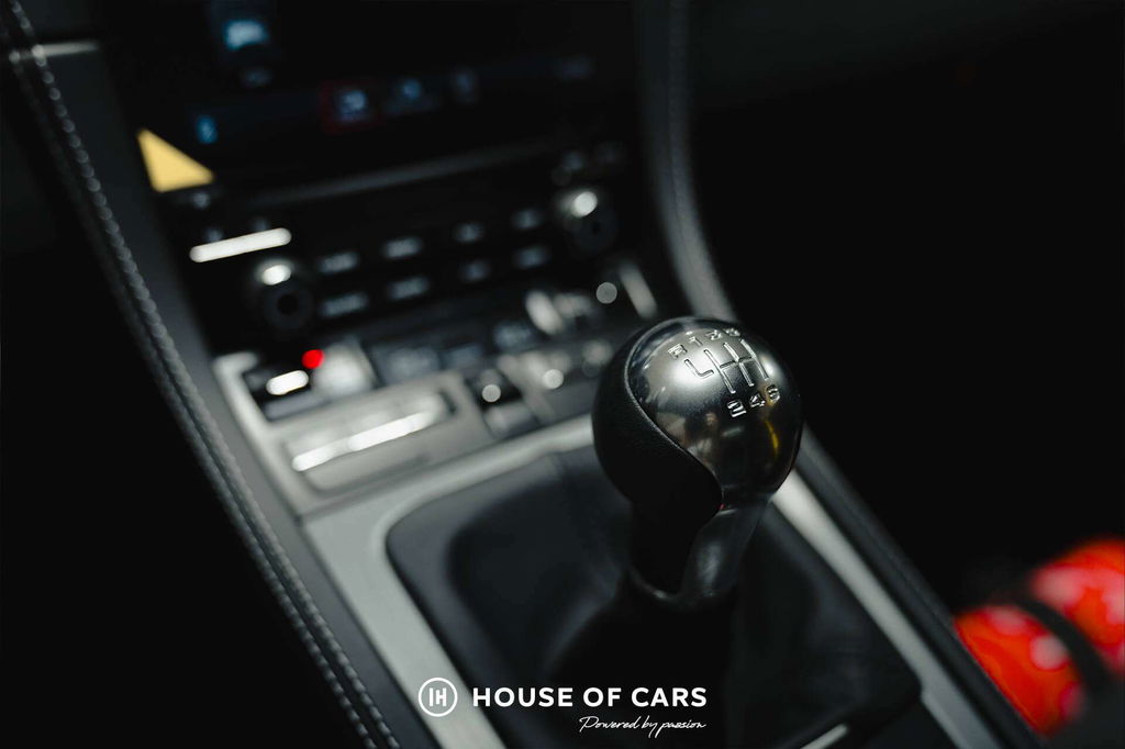 Porsche 718 Cayman GT4