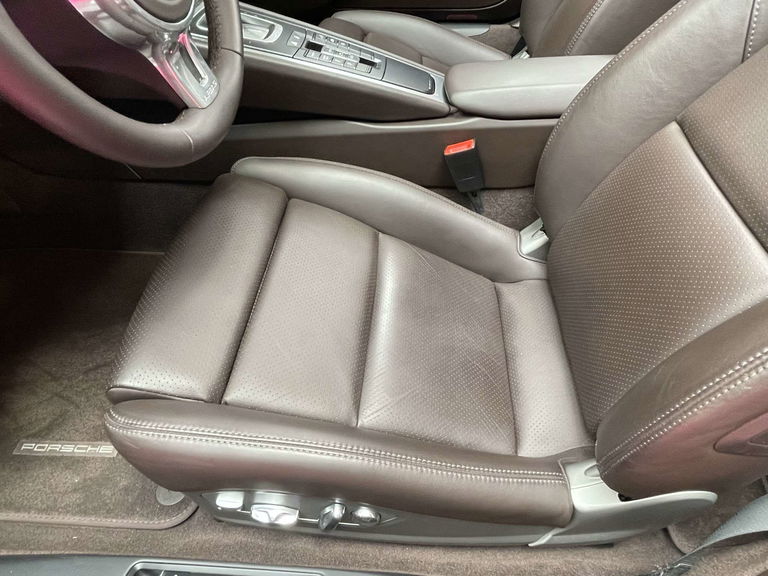 Porsche 991 Carrera 4