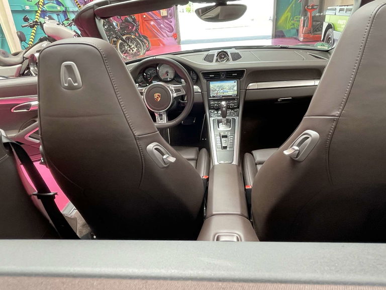 Porsche 991 Carrera 4