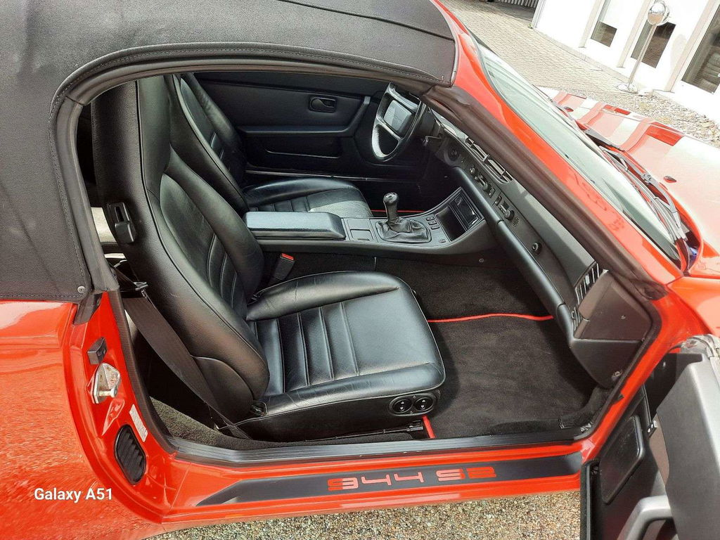 Porsche 944 S2 Cabriolet