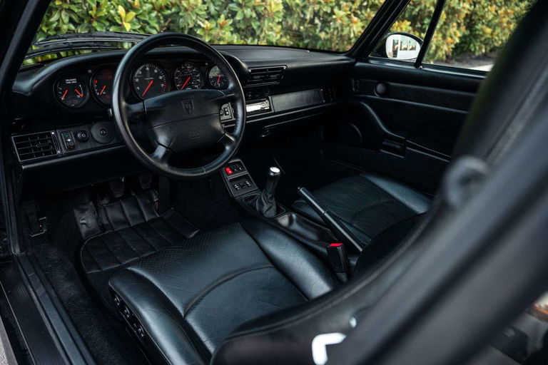 Porsche 993 Carrera 4S