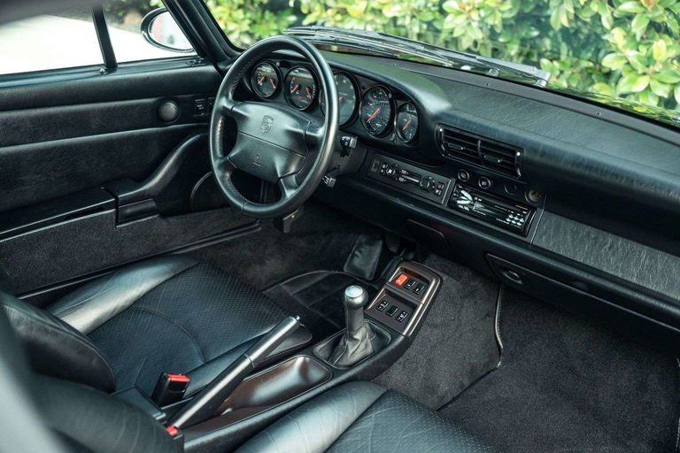 Porsche 993 Carrera 4S