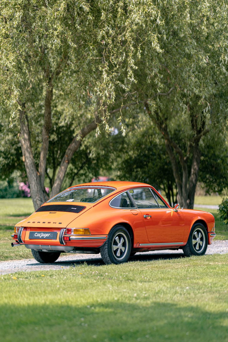 Porsche 911 T