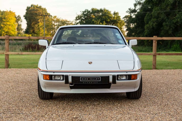 Porsche 924