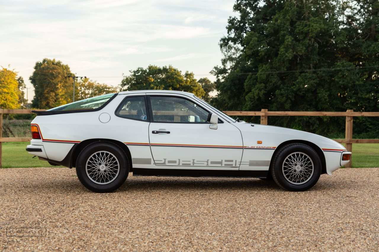 Porsche 924 1980 - elferspot.com - Marktplatz für Porsche Sportwagen