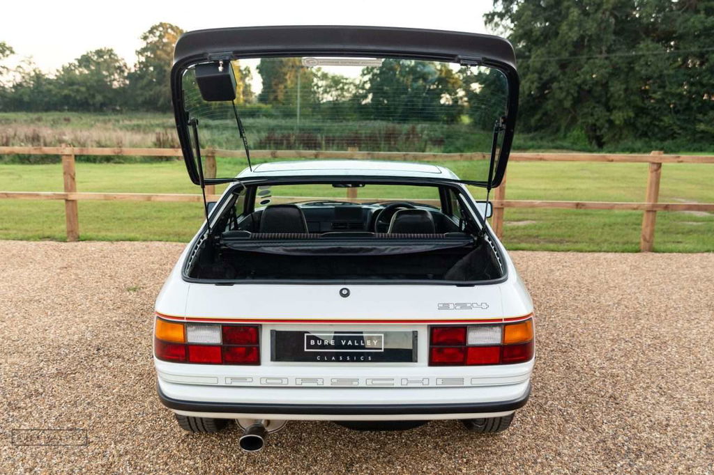 Porsche 924