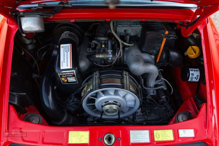 Porsche 911 Carrera 3.2