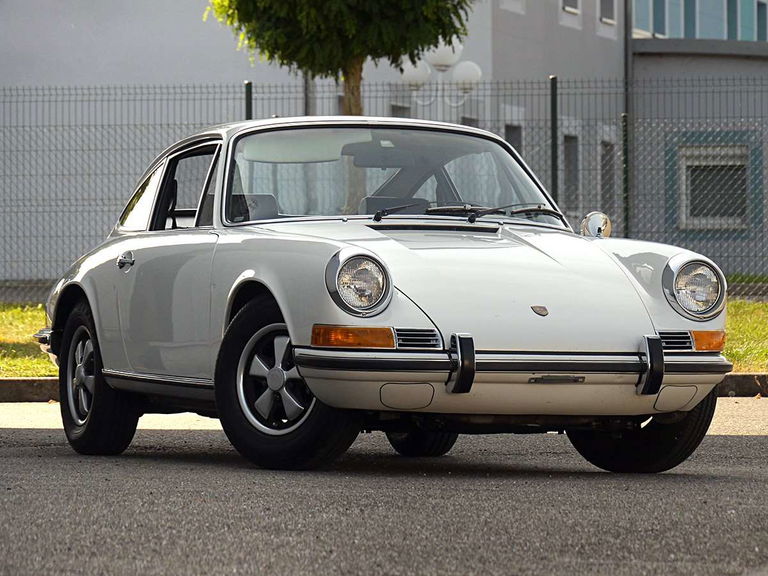 Porsche 911 E