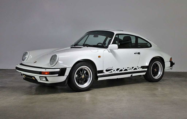 Porsche 911 Carrera 3.2