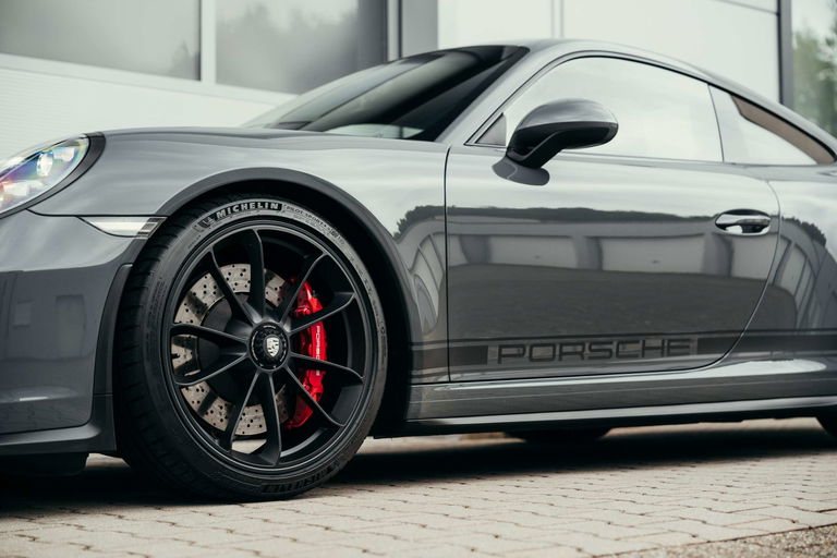 Porsche 991 GT3 Touring