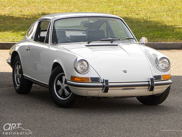Porsche 911 E