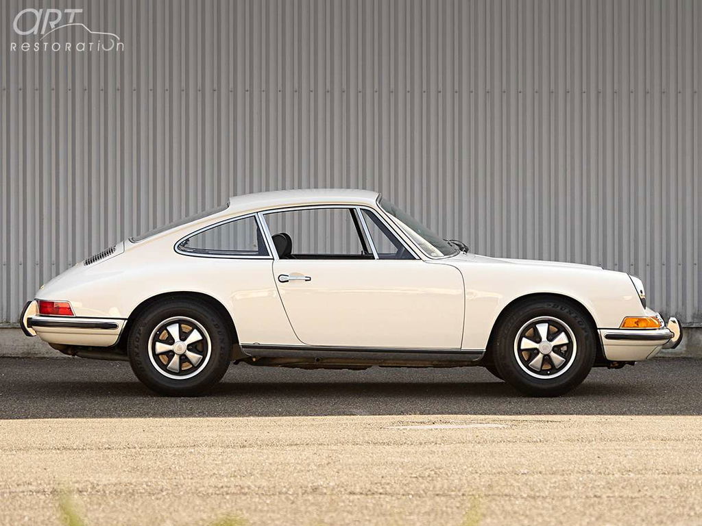 Porsche 911 E