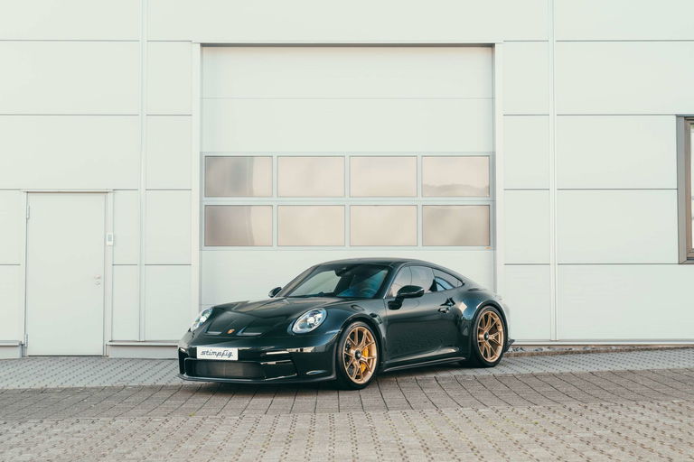 Porsche 992 GT3 Touring