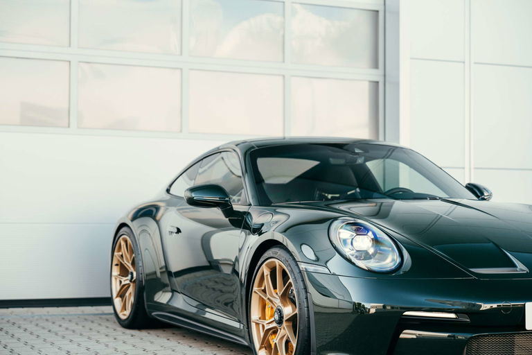 Porsche 992 GT3 Touring