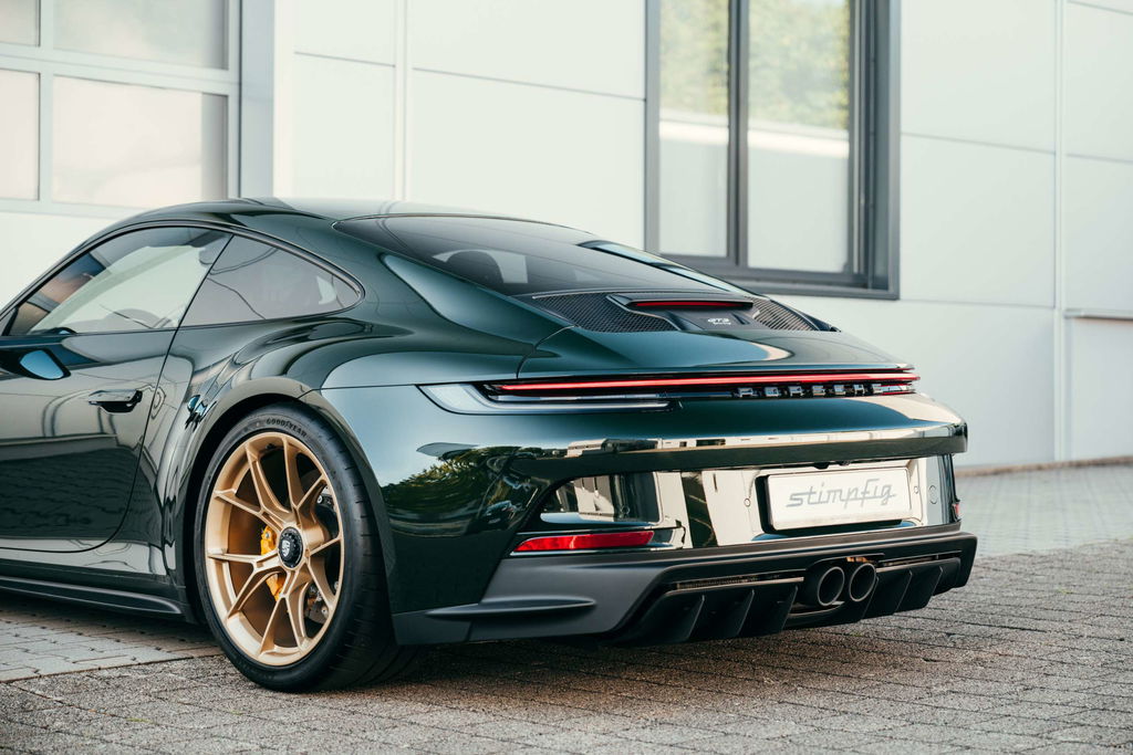 Porsche 992 GT3 Touring