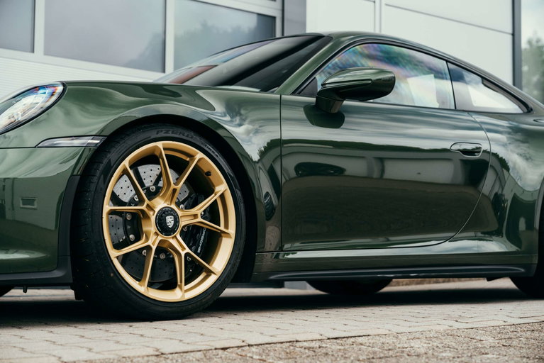 Porsche 992 GT3 Touring