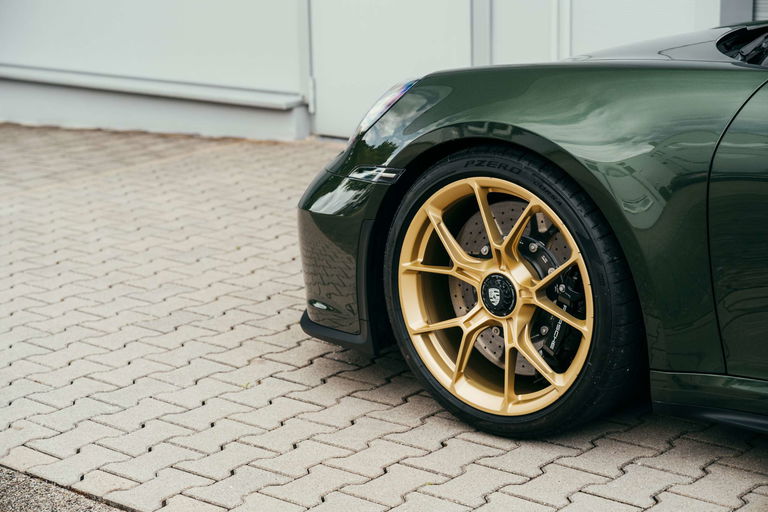 Porsche 992 GT3 Touring