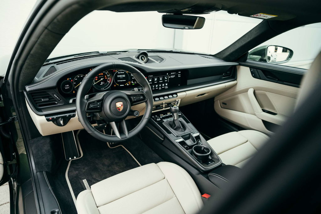 Porsche 992 GT3 Touring