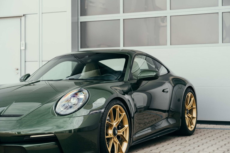 Porsche 992 GT3 Touring