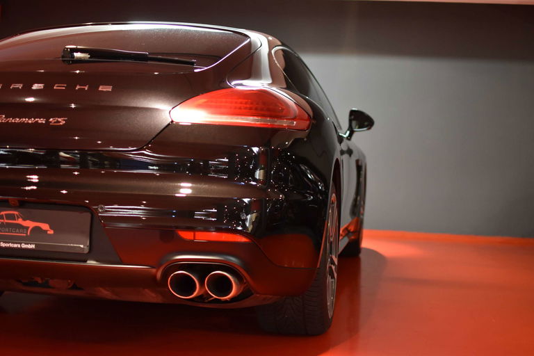 Porsche Panamera 4S