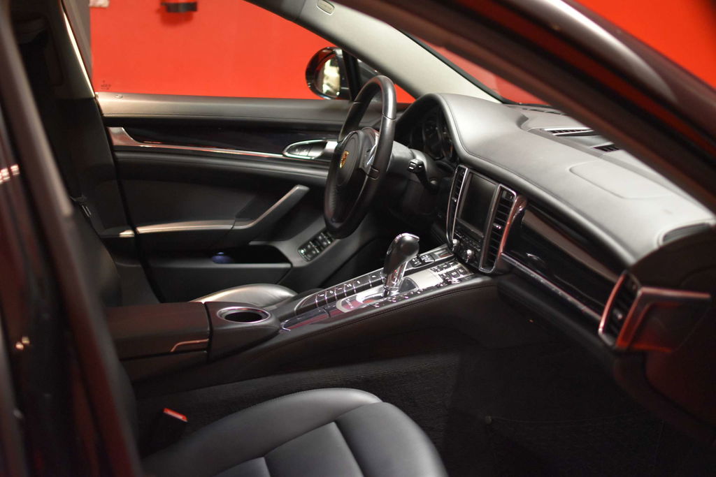 Porsche Panamera 4S
