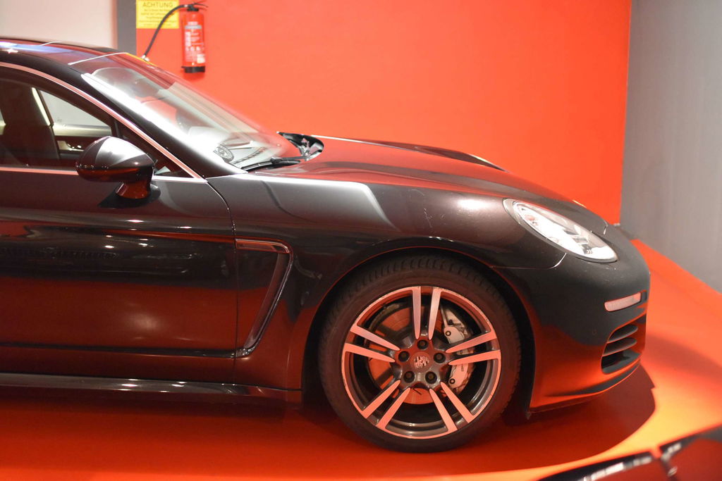 Porsche Panamera 4S