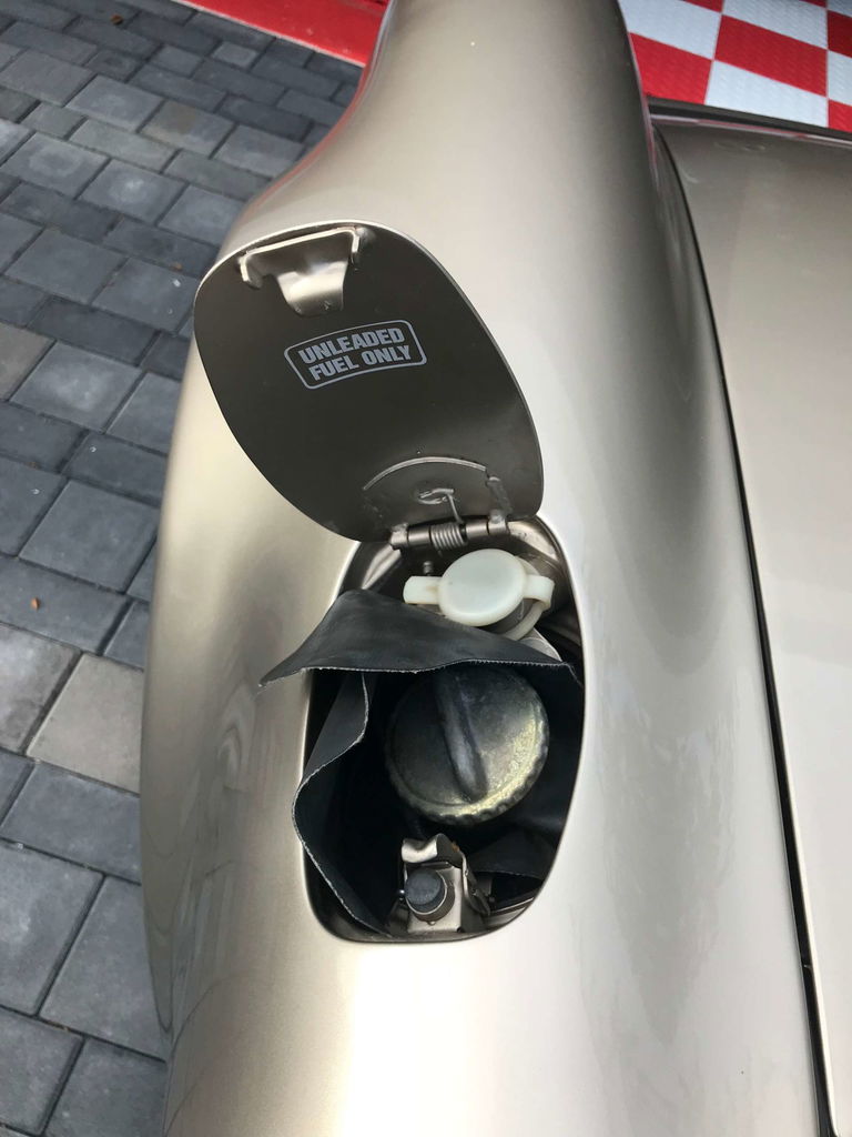 Porsche 911 Carrera 3.2 WTL