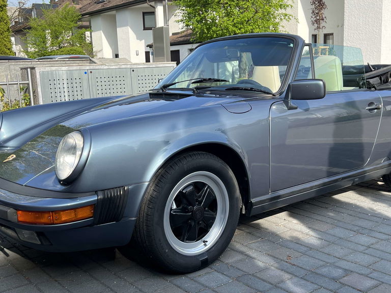 Porsche 911 Carrera 3.2