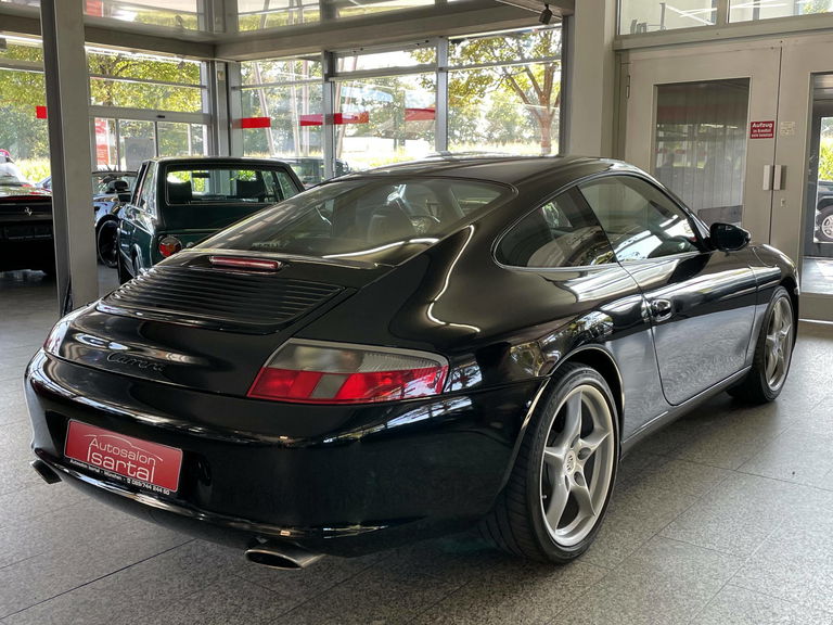 Porsche 996 Carrera