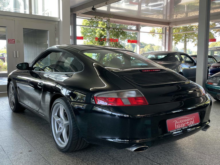 Porsche 996 Carrera